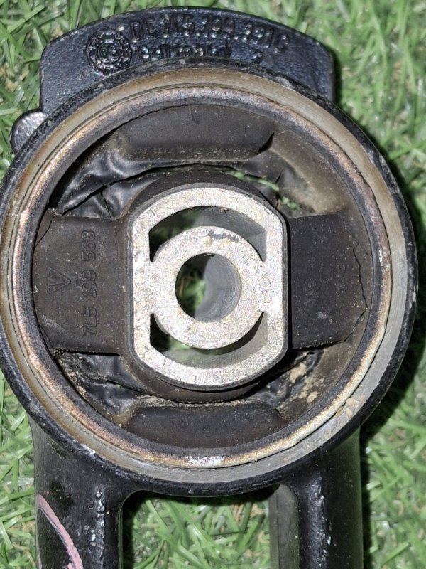 Подушка двигателя PORSCHE CAYENNE 957 M48.01