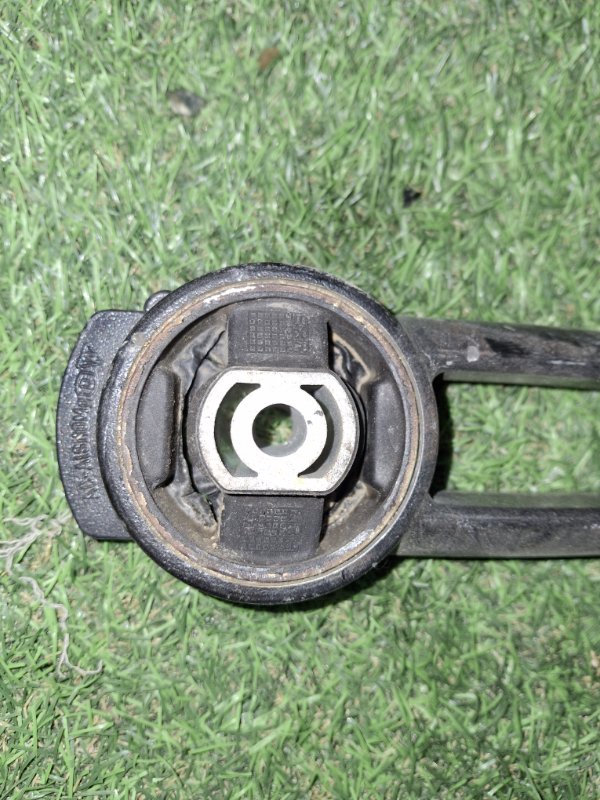 Подушка двигателя CAYENNE 2008 957 M48.01