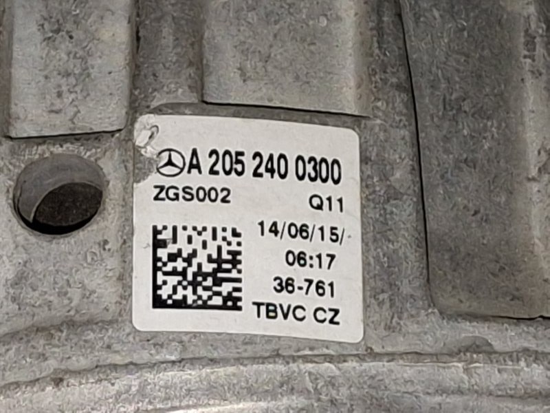 Подушка двигателя правая C-CLASS 2015 205.242 274920