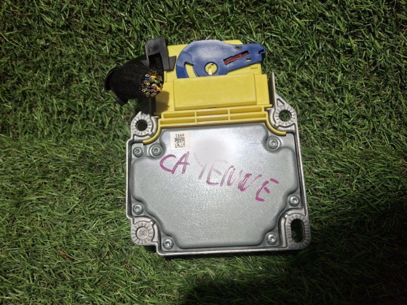 Блок управления SRS CAYENNE 2008 957 M48.01