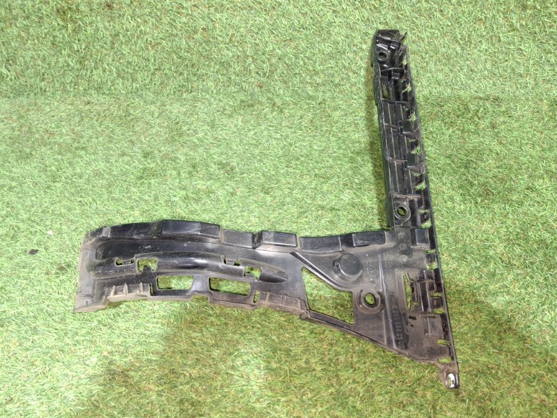 Крепление бампера заднее правое C-CLASS 2015 205.242 274920