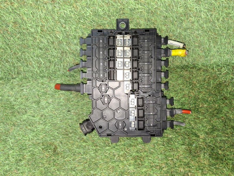 Блок предохранителей C-CLASS 2015 205.242 274920