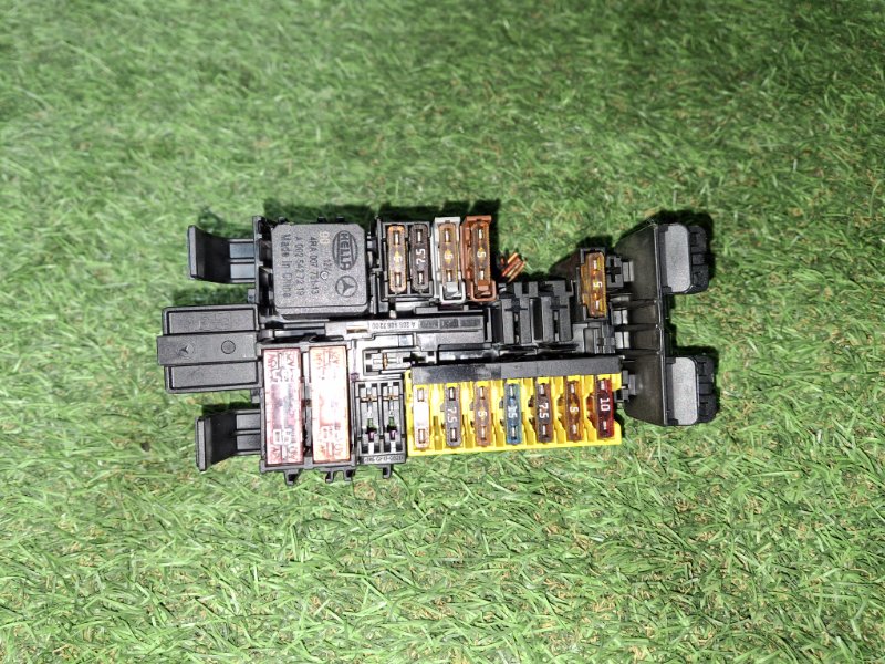 Блок предохранителей C-CLASS 2015 205.242 274920