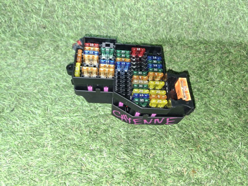 Блок предохранителей PORSCHE CAYENNE 2008 957 M48.01 7l0941828b контрактная