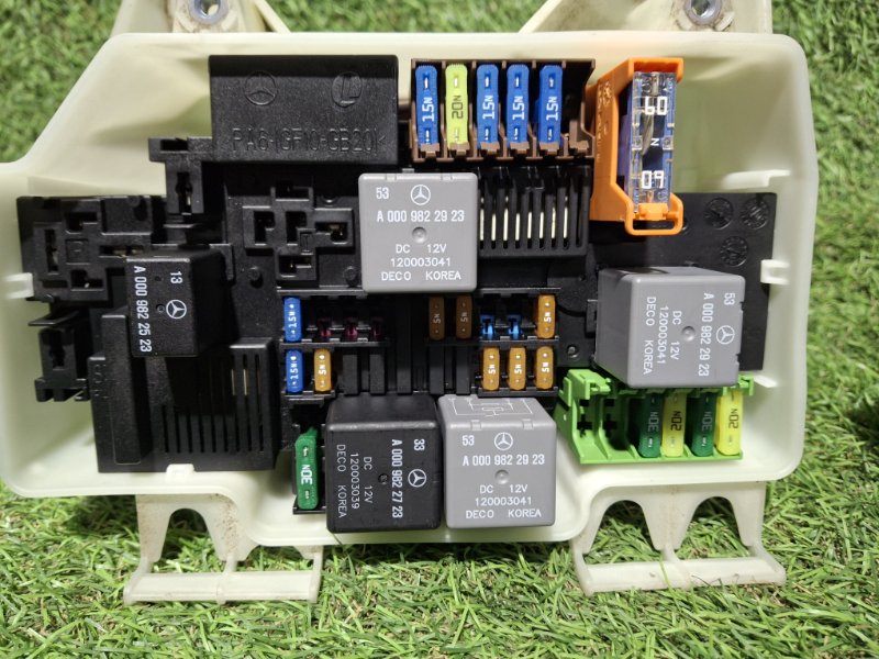 Блок предохранителей C-CLASS 2015 205.242 274920