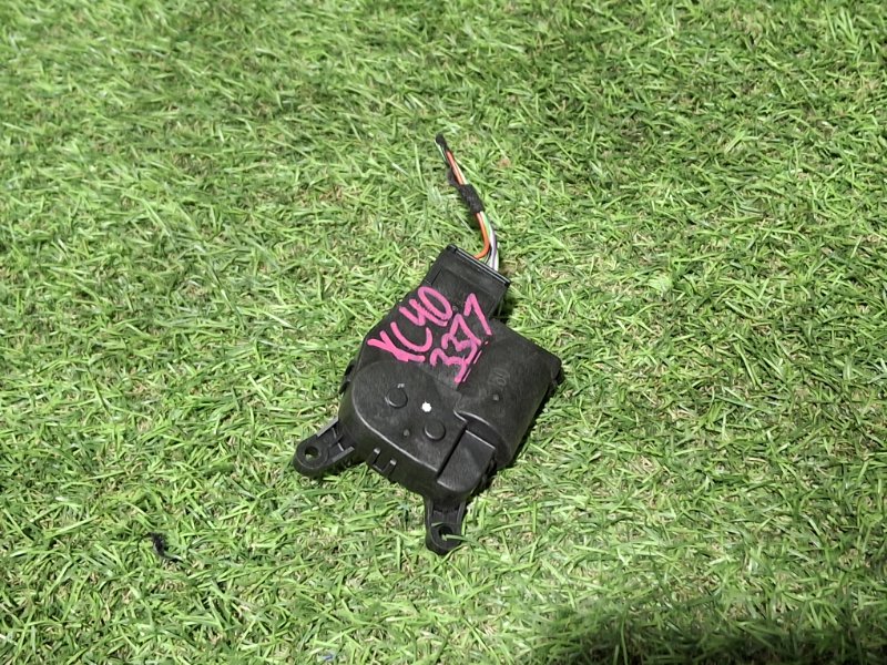 Сервопривод заслонок печки VOLVO XC40 XB420 B4204T47