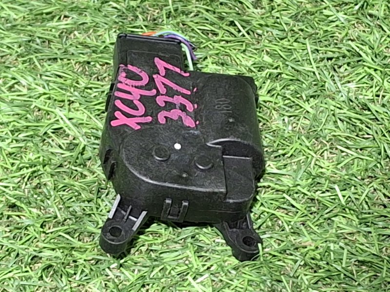 Сервопривод заслонок печки VOLVO XC40 XB420 B4204T47