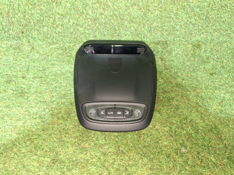 Светильник салона VOLVO XC40 2019 XB420 B4204T47 контрактная