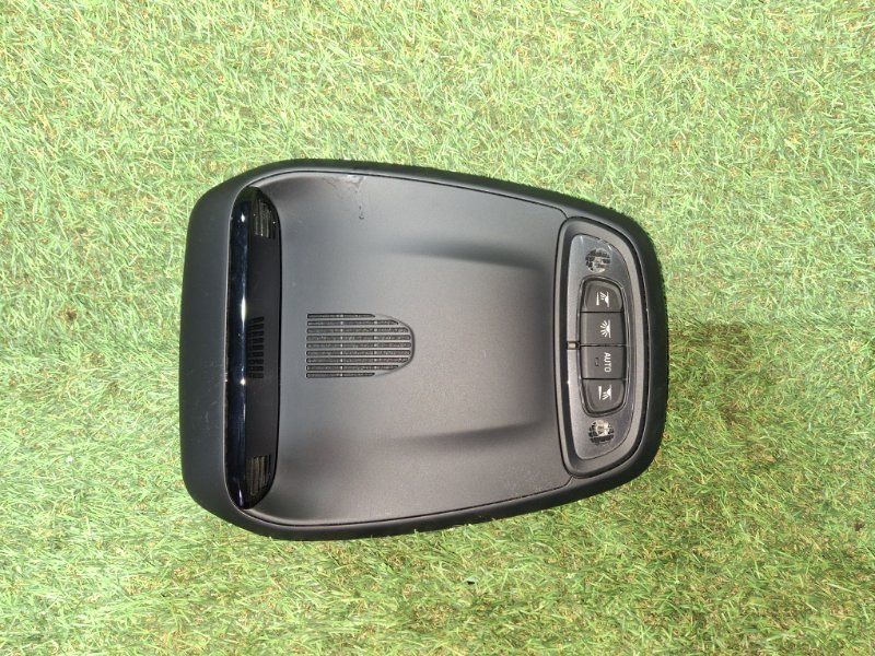 Светильник салона XC40 2019 XB420 B4204T47