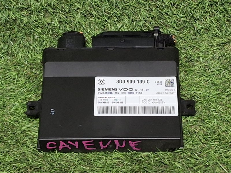 Блок управления центральным замком PORSCHE CAYENNE 2008 957 M48.01 5WK48826 контрактная