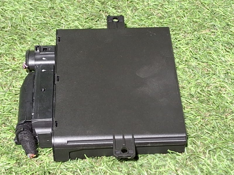 Блок управления центральным замком CAYENNE 2008 957 M48.01