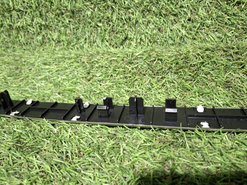 Накладка кузова правая XC40 2019 XB420 B4204T47