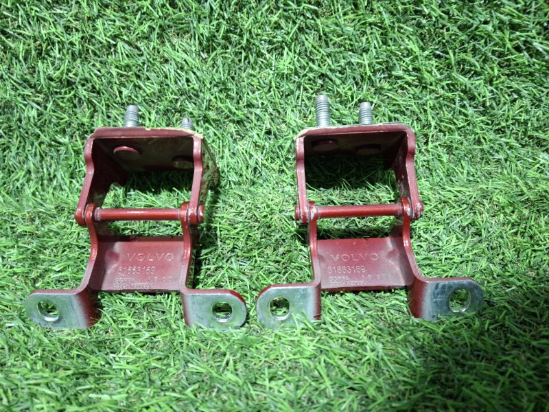 Петля двери XC40 2019 XB420 B4204T47