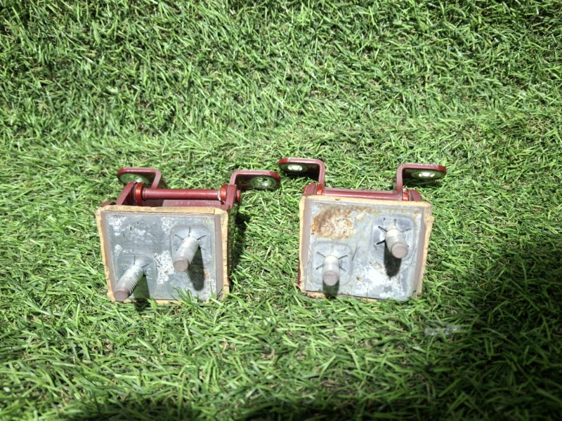 Петля двери XC40 2019 XB420 B4204T47