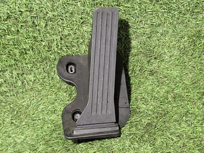 Педаль газа MAZDA CX-30 2022 DMEP PE-VPS KGE2-41600 контрактная