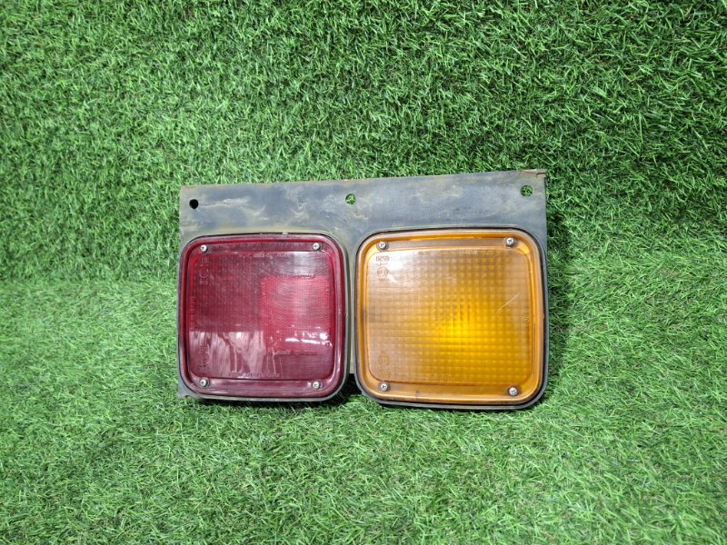 Стоп-сигнал левый ISUZU Forward FRS33K4J 6HH1