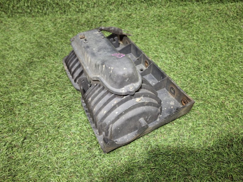 Стоп-сигнал левый Forward 2003 FRS33K4J 6HH1