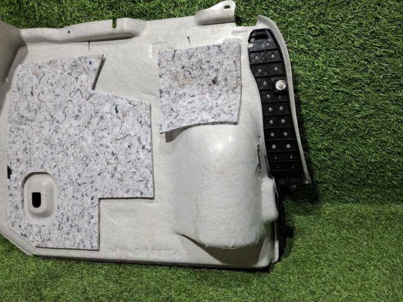 Обшивка багажника задняя левая CX-30 2022 DMEP PE-VPS