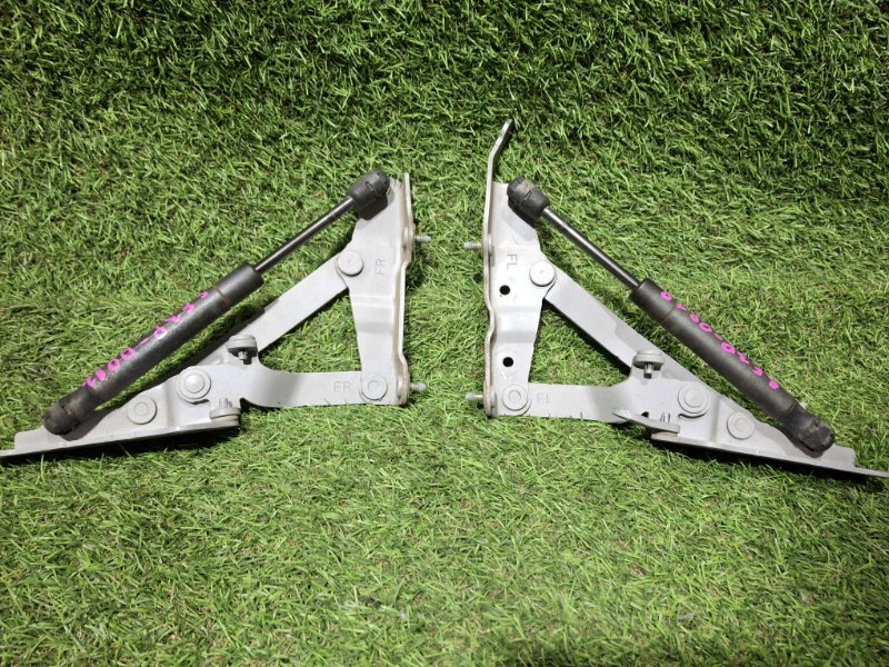 Амортизатор двери багажника MAZDA RX-8 SE3P 13B-MSP