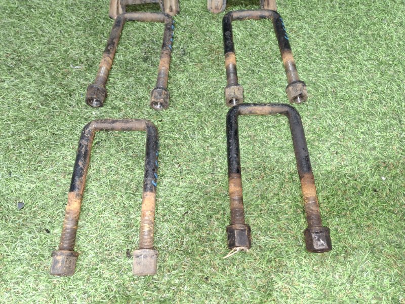 Стремянка рессоры передняя Forward 2003 FRS33K4J 6HH1