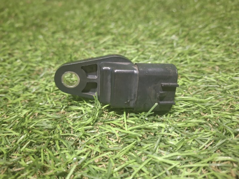 Датчик положения коленвала SUBARU Impreza WRX VAG FA20