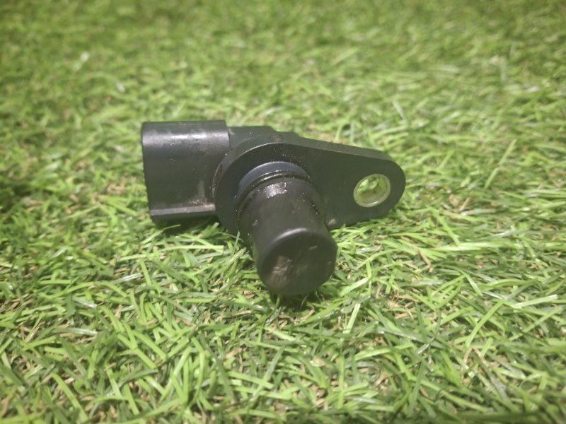 Датчик положения коленвала Impreza WRX 2015 VAG FA20