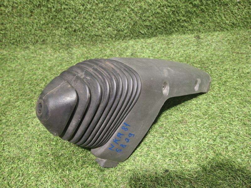 Консоль КПП ELF 2003 NKR81E 4HL1