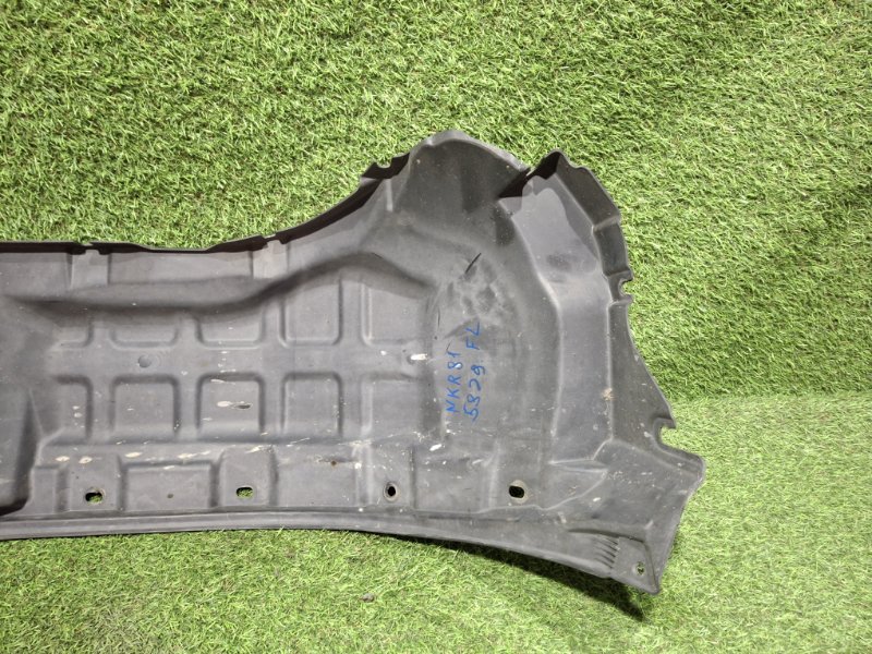 Подкрылок передний левый ELF 2003 NKR81E 4HL1