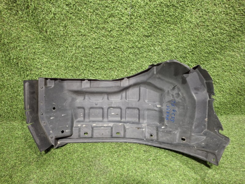 Подкрылок передний левый ELF 2003 NKR81E 4HL1