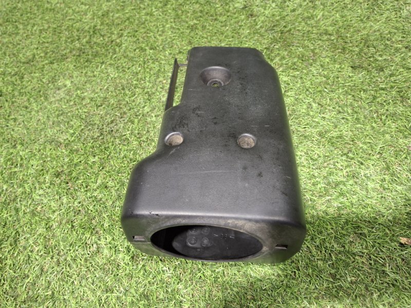 Кожух рулевой колонки ELF 2003 NKR81E 4HL1