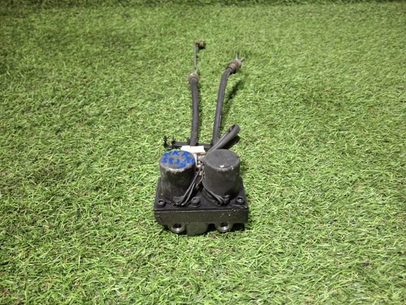 Распределитель тормозной ELF 2003 NKR81E 4HL1