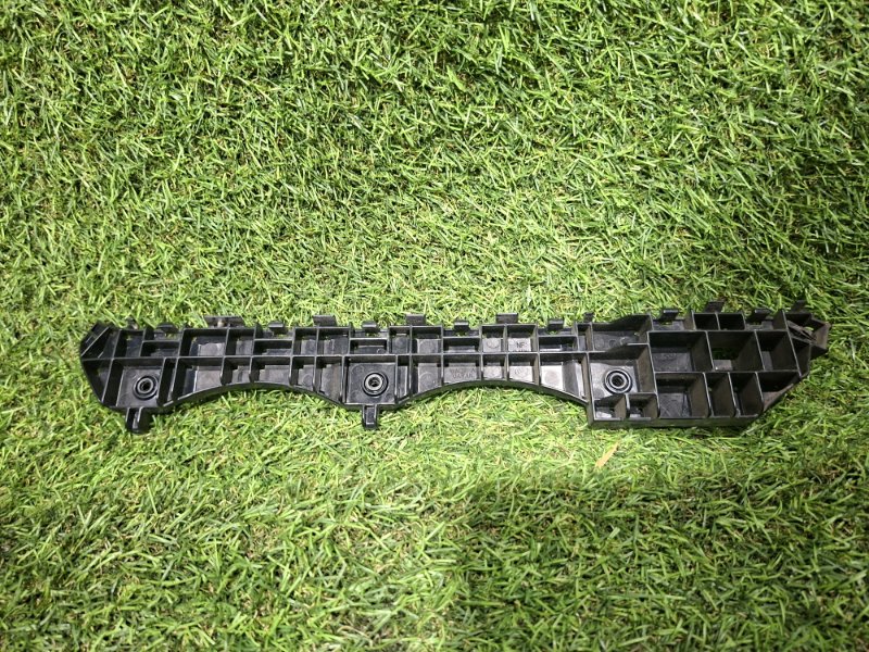 Крепление бампера заднее правое XV GT3 FB16A Крепление бампера заднее правое XV GT3 FB16A