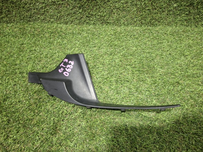 Уголок решетки под дворники передний левый SUBARU XV GT3 FB16A