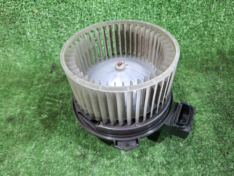 Мотор печки FORESTER SKE FB20W Мотор печки FORESTER SKE FB20W