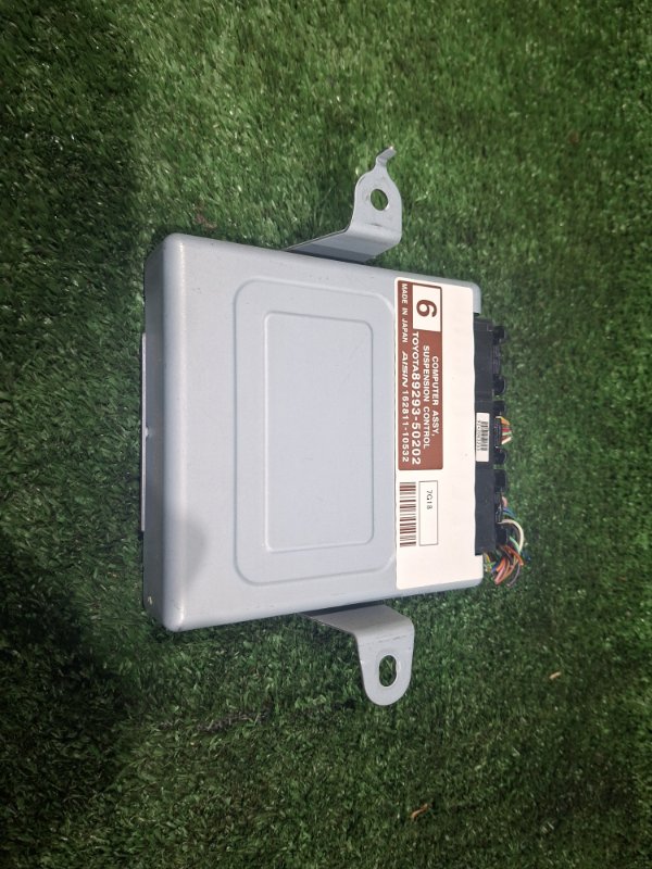 Электронный блок LS600H 2007 UVF45 2UR-FSE