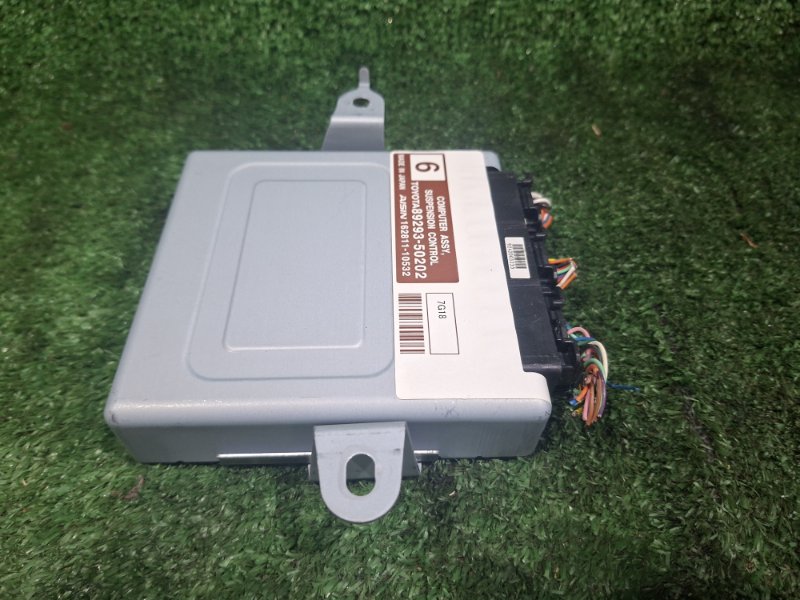 Электронный блок LS600H 2007 UVF45 2UR-FSE