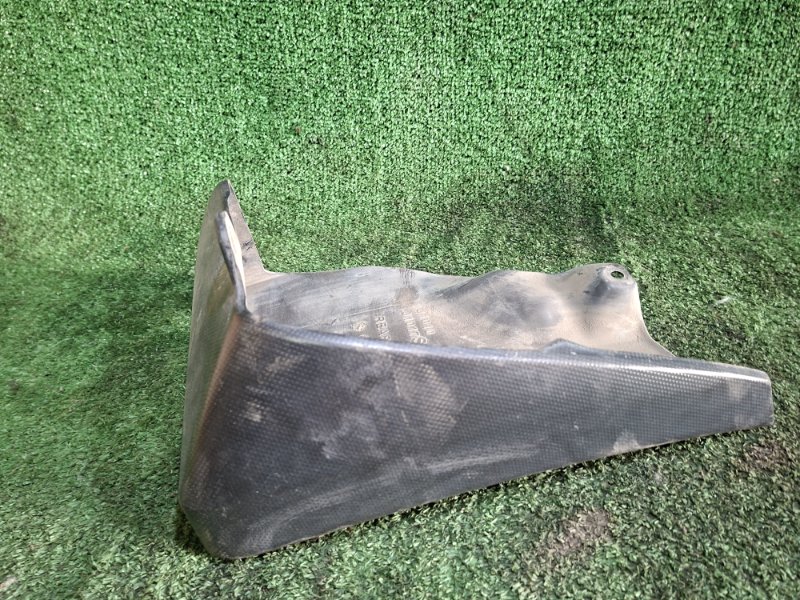 Брызговик задний правый FORESTER SKE FB20W