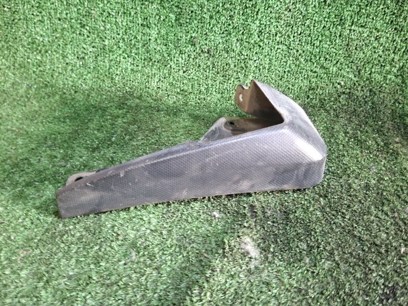 Брызговик передний левый SUBARU FORESTER SKE FB20W