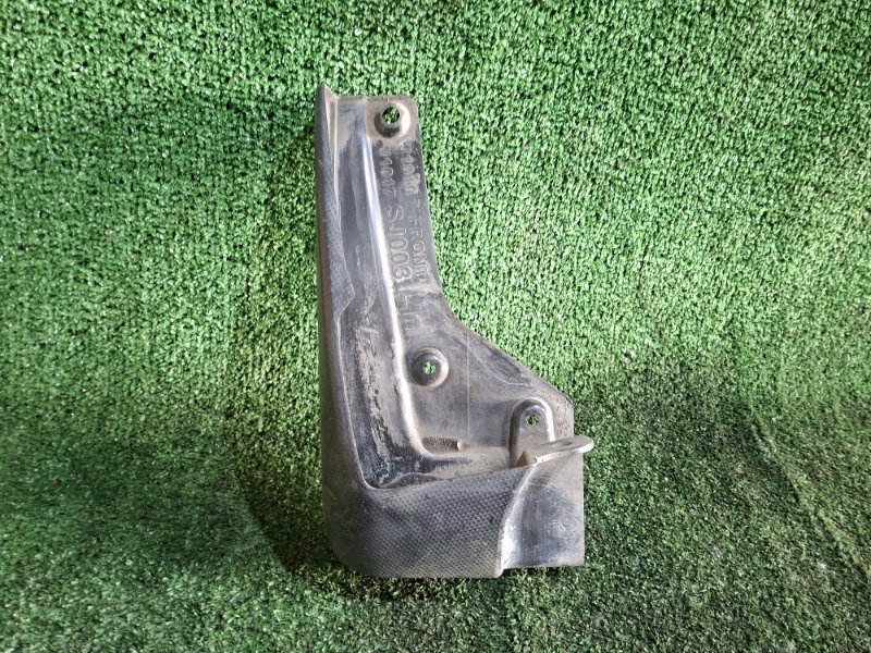 Брызговик передний левый FORESTER SKE FB20W