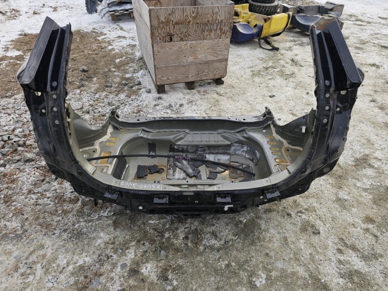 Запчасть rear cut TOYOTA HARRIER 2014 ZSU60W 3ZR-FAE контрактная Rear cut TOYOTA HARRIER 2014 ZSU60W 3ZR-FAE контрактная