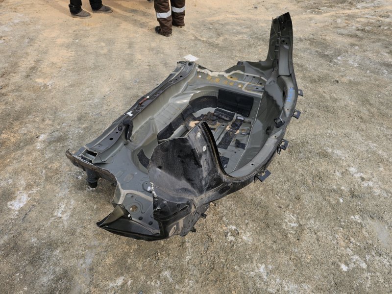 Rear cut HARRIER 2014 AVU65W 2AR-FXE