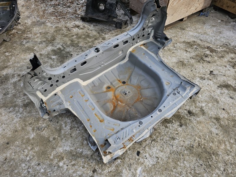 Rear cut YARIS CROSS 2023 MXPJ10 M15A-FXE Rear cut YARIS CROSS 2023 MXPJ10 M15A-FXE