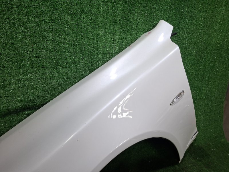 Крыло переднее левое LS600H 2007 UVF45 2UR-FSE Крыло переднее левое LS600H 2007 UVF45 2UR-FSE