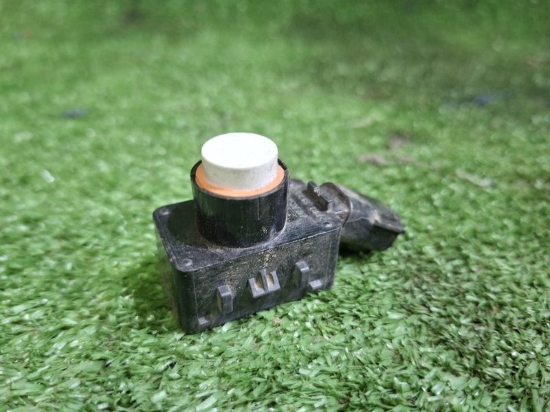 Датчик парковки TOYOTA PRIUS ZVW51 2ZR-FXE Датчик парковки TOYOTA PRIUS ZVW51 2ZR-FXE