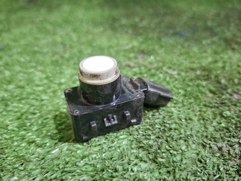 Датчик парковки TOYOTA PRIUS ZVW51 2ZR-FXE Датчик парковки TOYOTA PRIUS ZVW51 2ZR-FXE