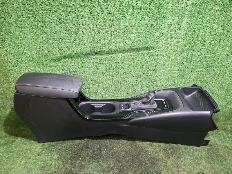 Запчасть подлокотник TOYOTA COROLLA 2021 ZWE211 2ZR-FXE контрактная Подлокотник TOYOTA COROLLA 2021 ZWE211 2ZR-FXE контрактная