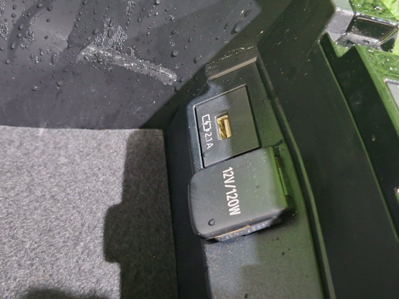 Подлокотник COROLLA 2021 ZWE211 2ZR-FXE Подлокотник COROLLA 2021 ZWE211 2ZR-FXE