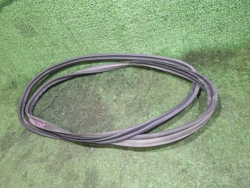 Уплотнительная резинка двери багажника FORESTER SKE FB20W