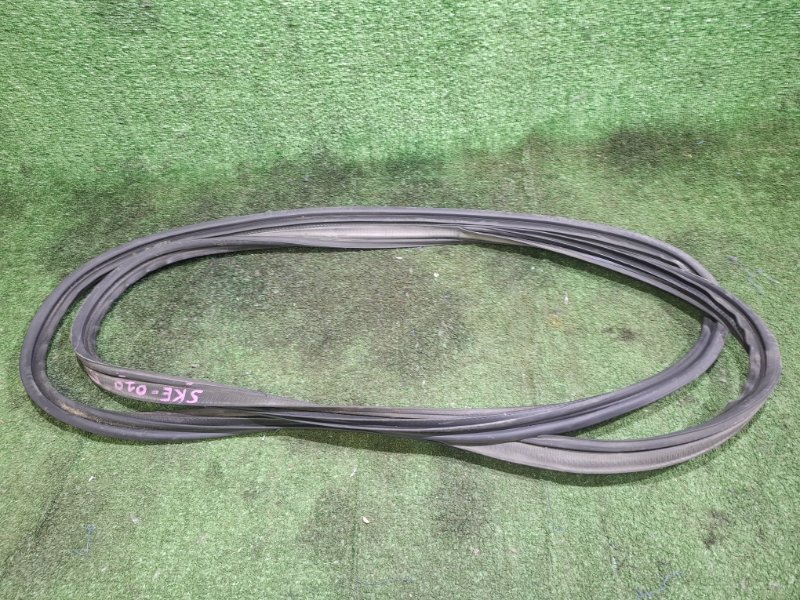 Уплотнительная резинка двери багажника FORESTER SKE FB20W