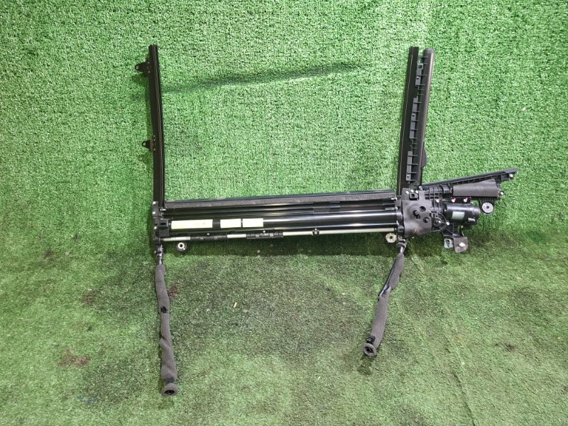 Шторка окна задняя правая LS500 2018 VXFA55 V35A-FTS